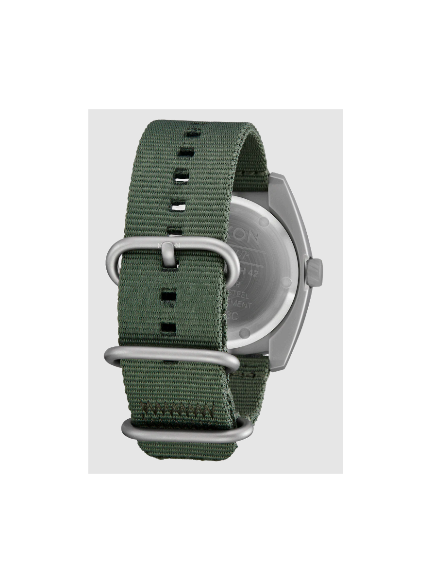 Reloj NIXON Clutch 42 Matte Silver / Thyme