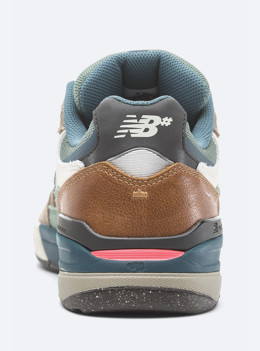 Zapatillas New Balance Numeric 933 Andrew Reynolds ORI Mushroom New Spruce