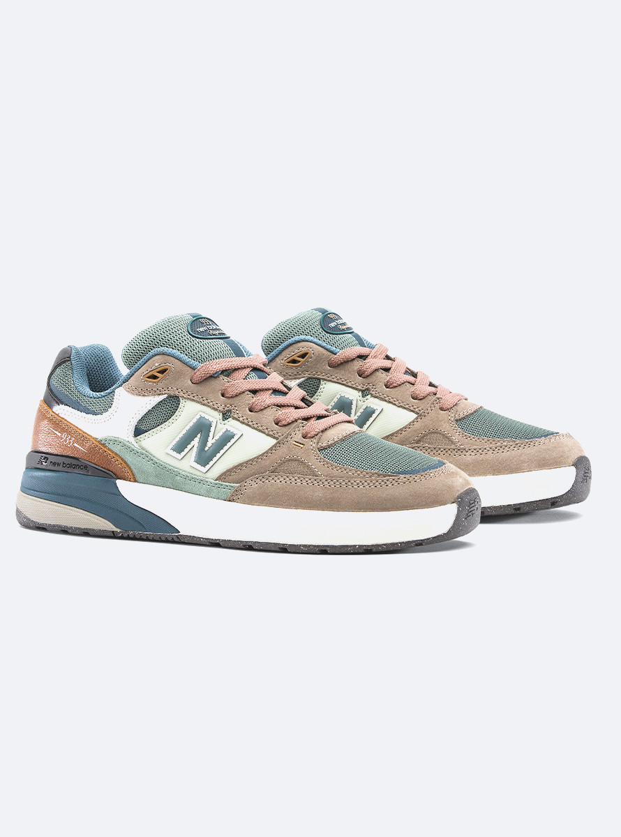 Zapatillas New Balance Numeric 933 Andrew Reynolds ORI Mushroom New Spruce