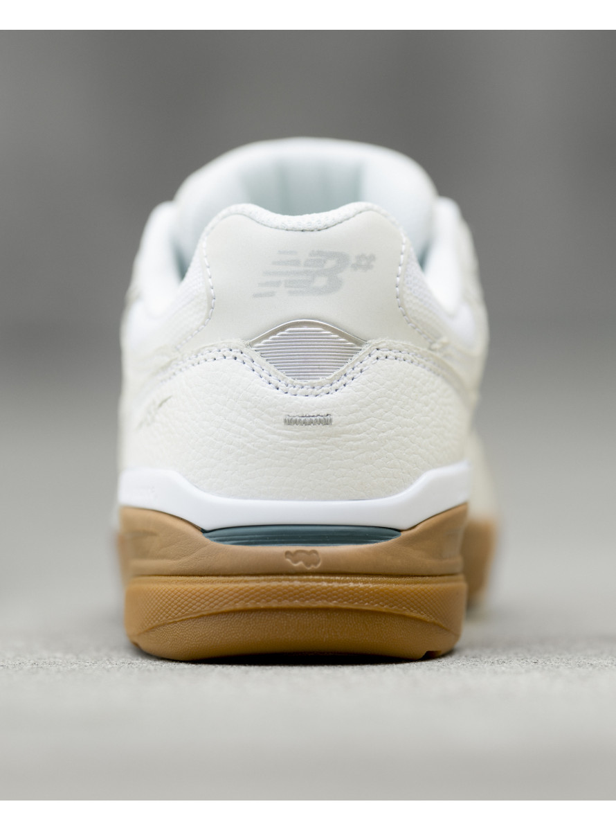 Zapatillas New Balance Numeric 933 Andrew Reynolds Pro White / Gum / Black