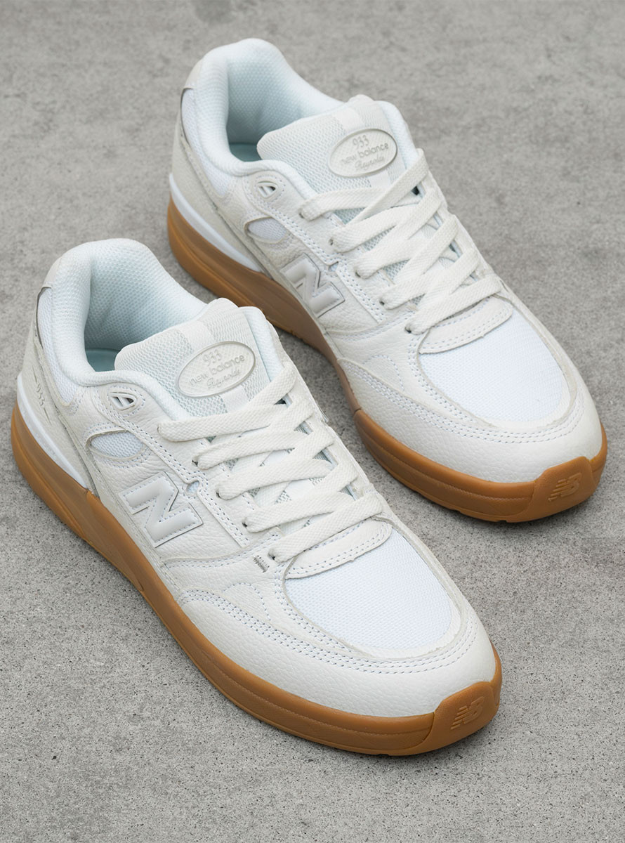 Zapatillas New Balance Numeric 933 Andrew Reynolds Pro White / Gum / Black