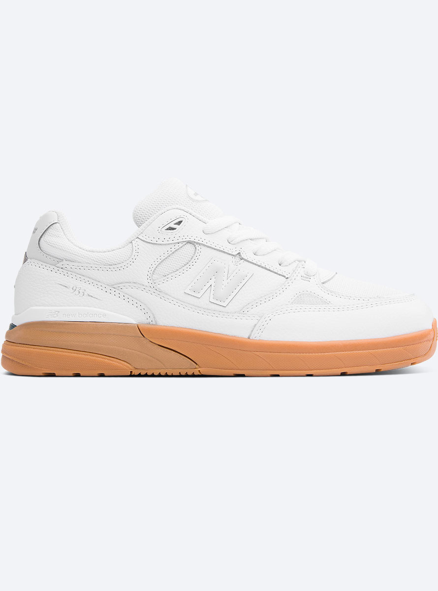 Zapatillas New Balance Numeric 933 Andrew Reynolds Pro White / Gum / Black