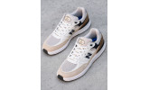 Zapatillas New Balance Numeric 933 Andrew Reynolds Pro Quicksand Sea Salt