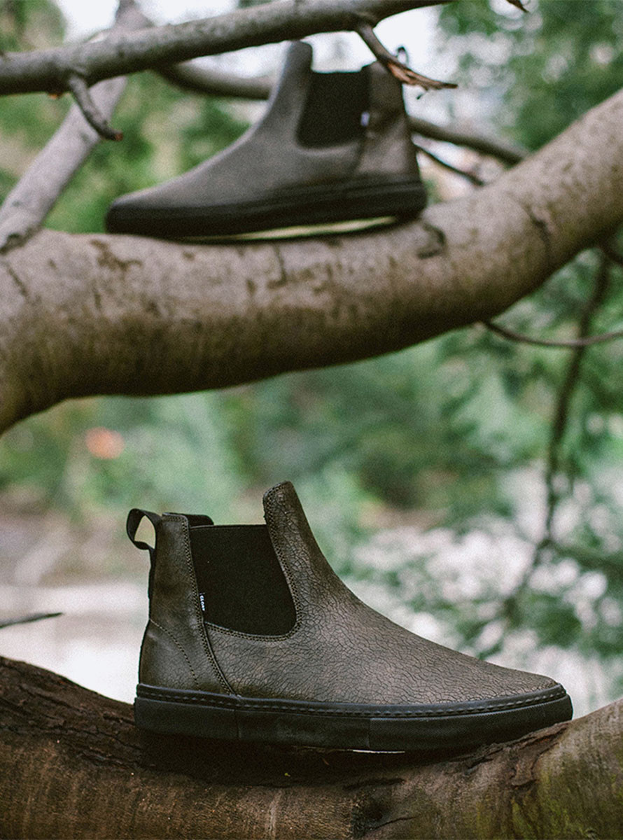 Bota GLOBE Dover II  Distressed Leather